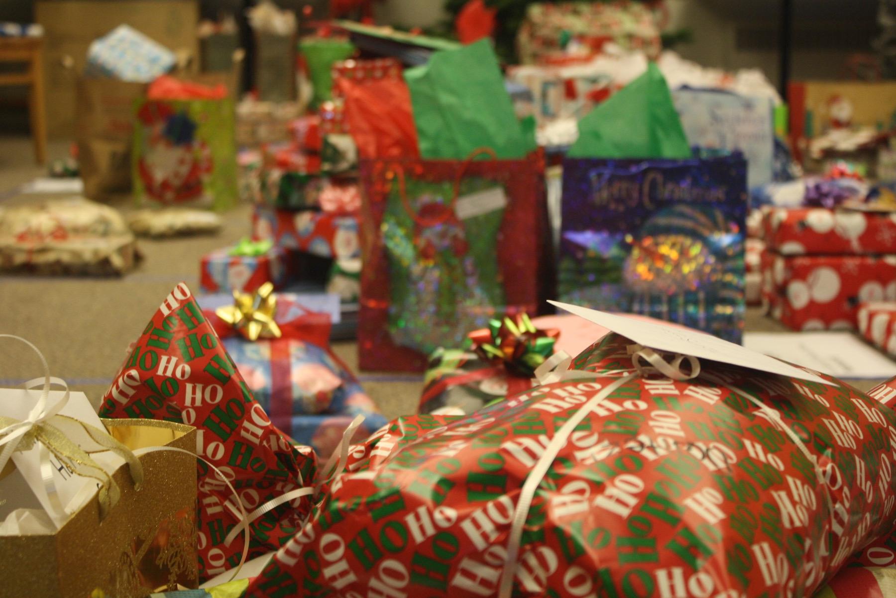Elves+Wrap+Presents+for+Lot+Whitcomb+Families