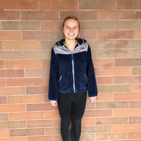 Heading Into the Home Stretch, Senior Olivia Cooper Excels