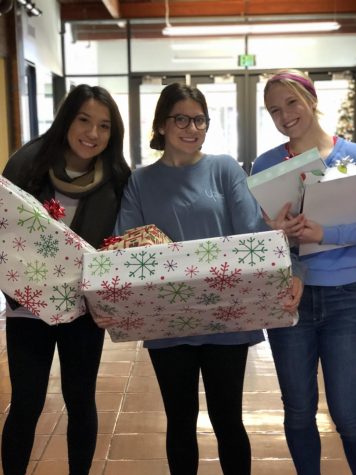 2017 Christmas Drive Wrapping Party Slideshow