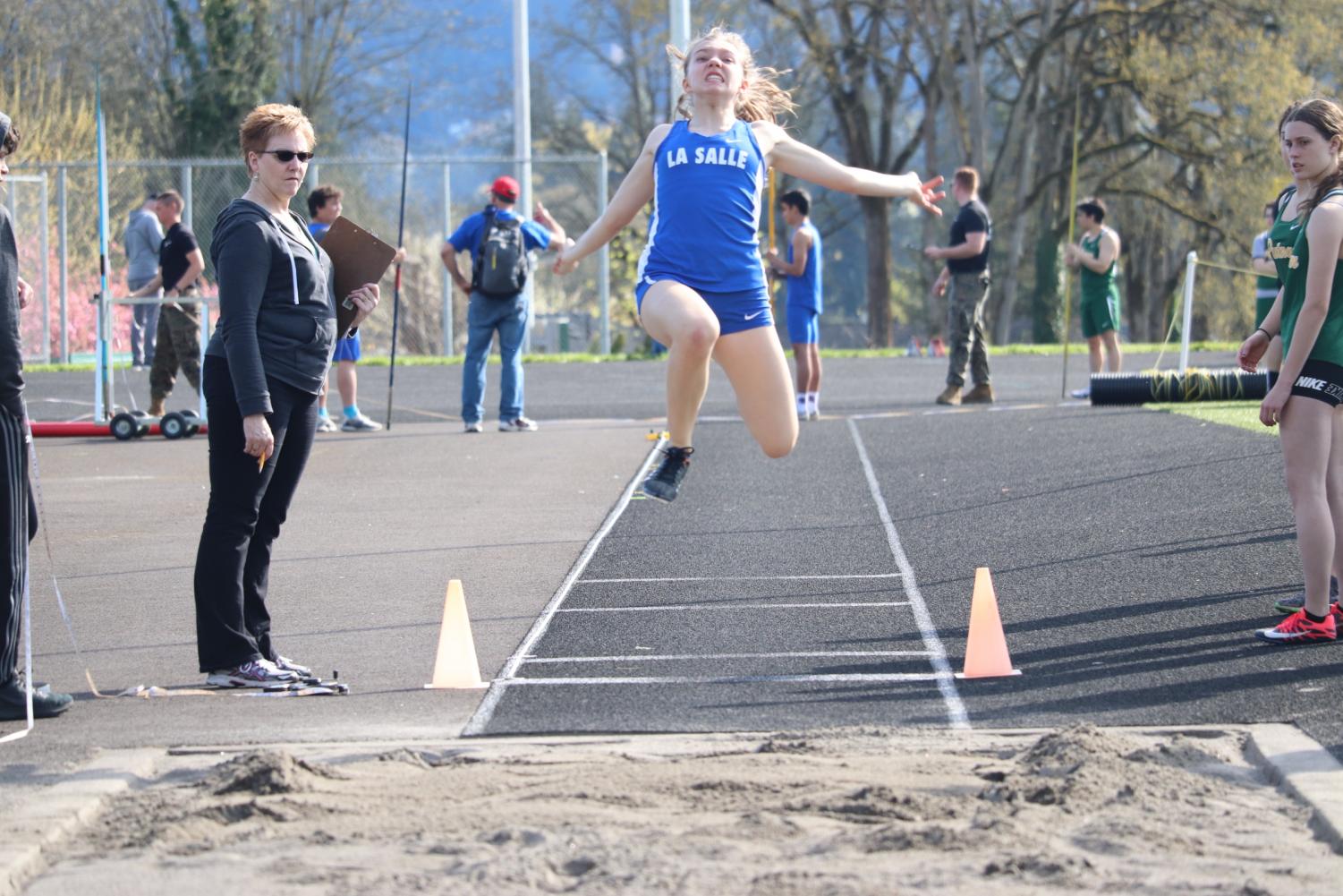 Spring+Sports+in+Action%3A+Track+Team+Competes+Against+Putnam+and+St.+Helens