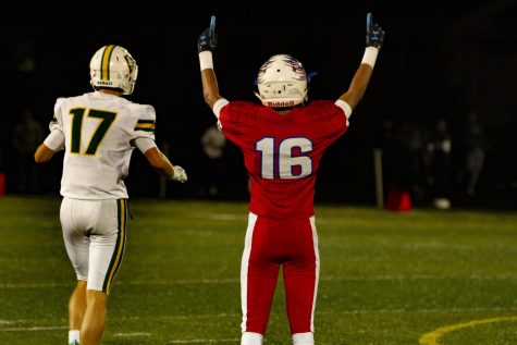 Photos: Varsity Football Wins 42-21 Against Putnam