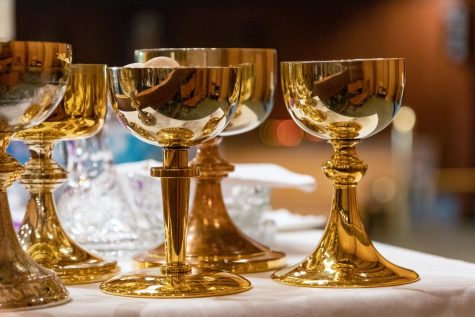 Students Celebrate Ash Wednesday Mass at Christ the King Parish