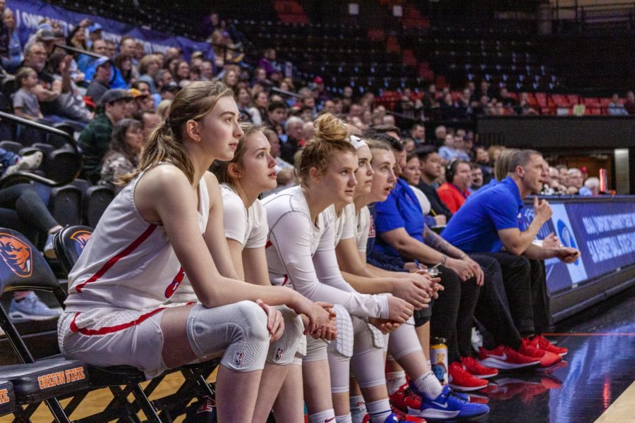 The girls varsity basketball team’s season was cut short on Thursday, March 12, after OSAA cancelled the entire state tournament.