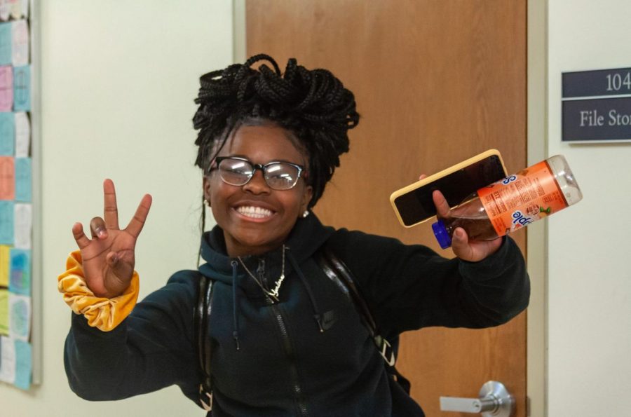Before La Salle transitioned to online learning last school year, sophomore Yendora Young participated in basketball and track. This year, she hopes to do the same.