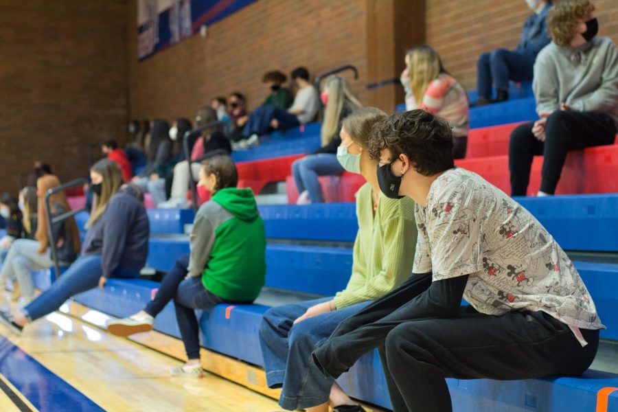 Students gathered in the gym for a welcome assembly, a series of different games, and to meet La Salle’s Sparrow Wesley.