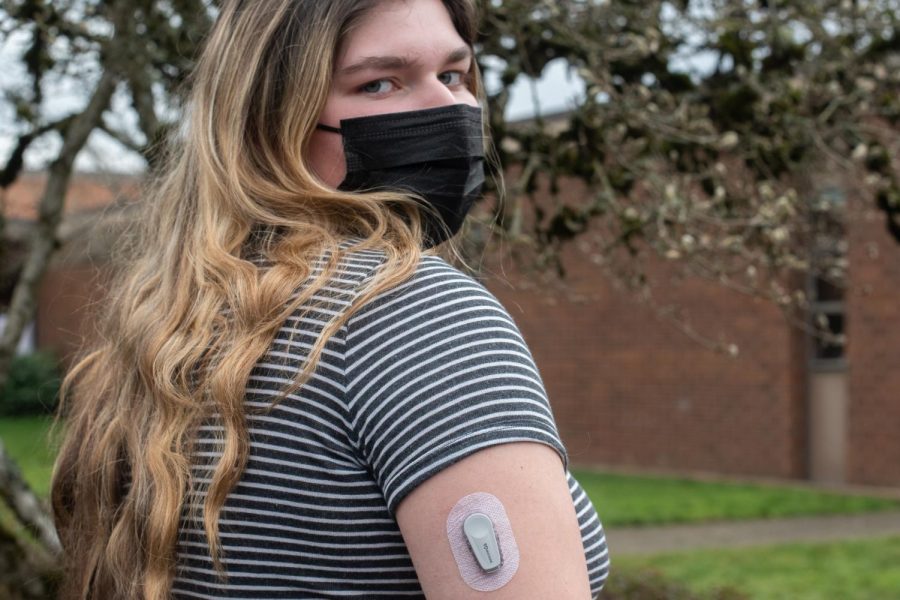 Senior Peyton Stephens uses a continuous glucose monitor that “reads your blood sugar every five minutes and sends those readings to your phone through Bluetooth,” she said.