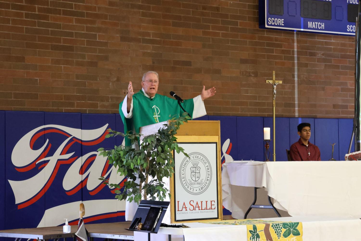 La+Salle+Gathers+for+the+First+Mass+of+the+2022-23+School+Year