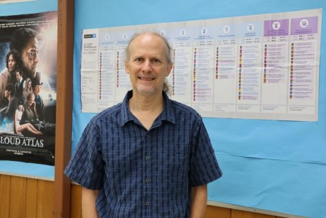 Having attended Yale University for college, Mr. Shelburne spent a majority of his 14-year teaching career in Massachusetts but found his near 3,000-mile way to La Salle this year.
