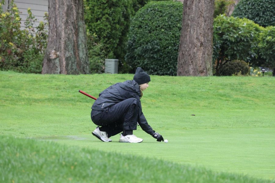 Despite the challenging weather, La Salle’s girls golf team played a match at Willamette Valley Country Club and placed second.