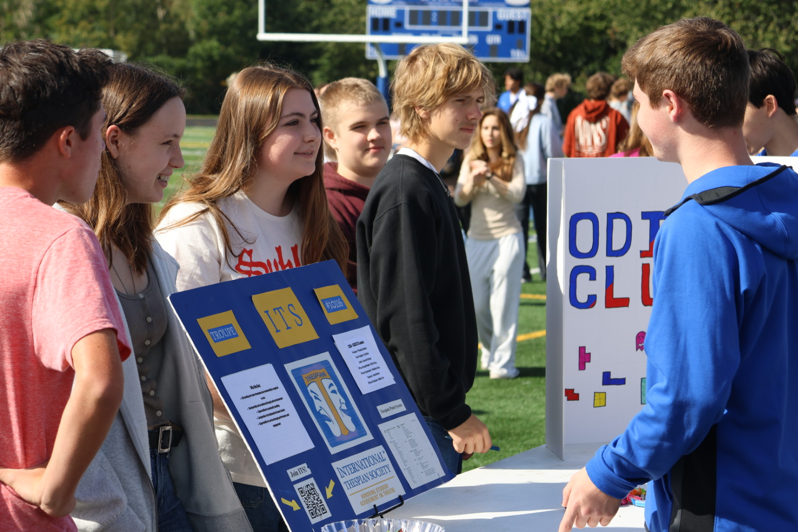 Photo Story: La Salle Students Connect and Contribute to Community in 2024 Club Fair