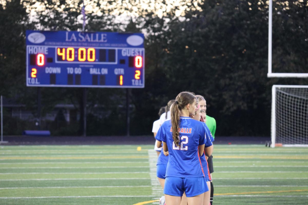 Photo Story: Girls Varsity Soccer Stays Solid in 1–0 Win Over Hillsboro