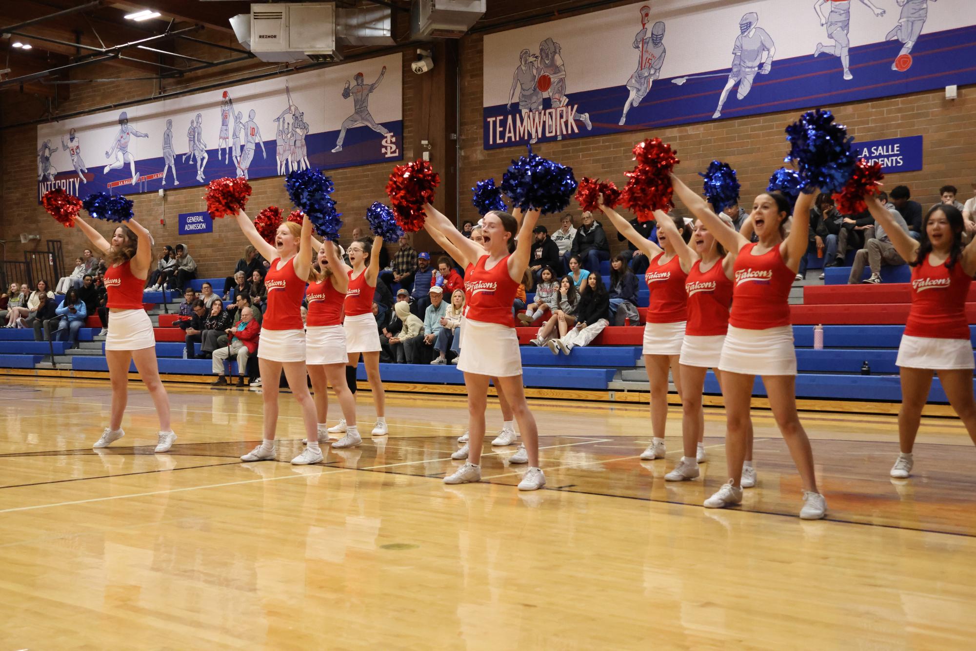 Photo Story: Girls Basketball Starts the Season Off With a Win Against North Eugene