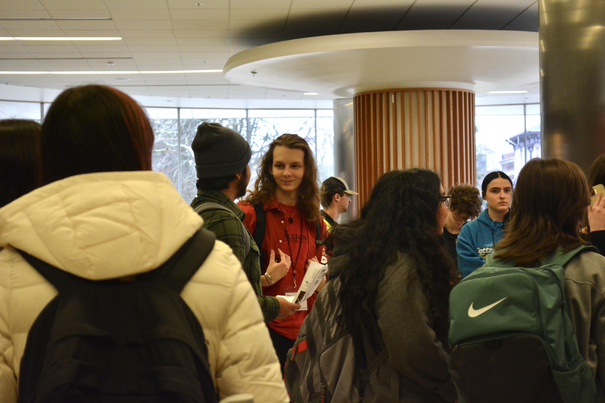 A Day of Journalism: Students Head To Fall Media Day at the University of Oregon