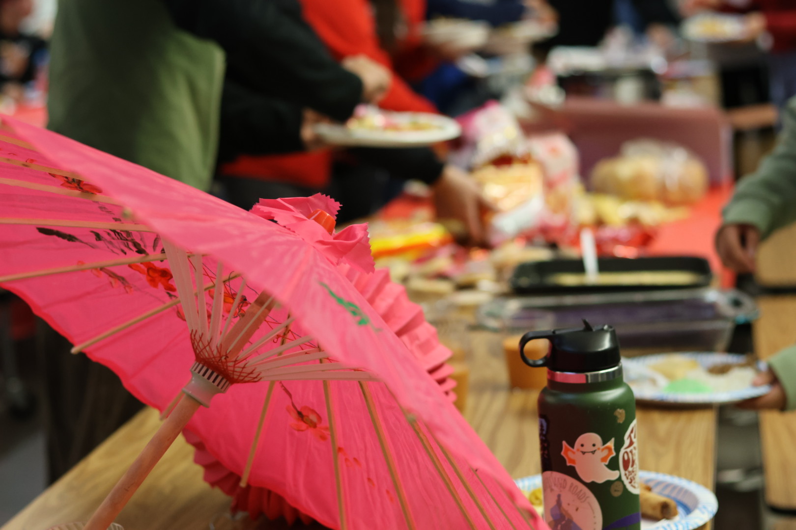 Celebrating Culture and Crafting Community, AAPI Club Holds Lunar New Year Potluck