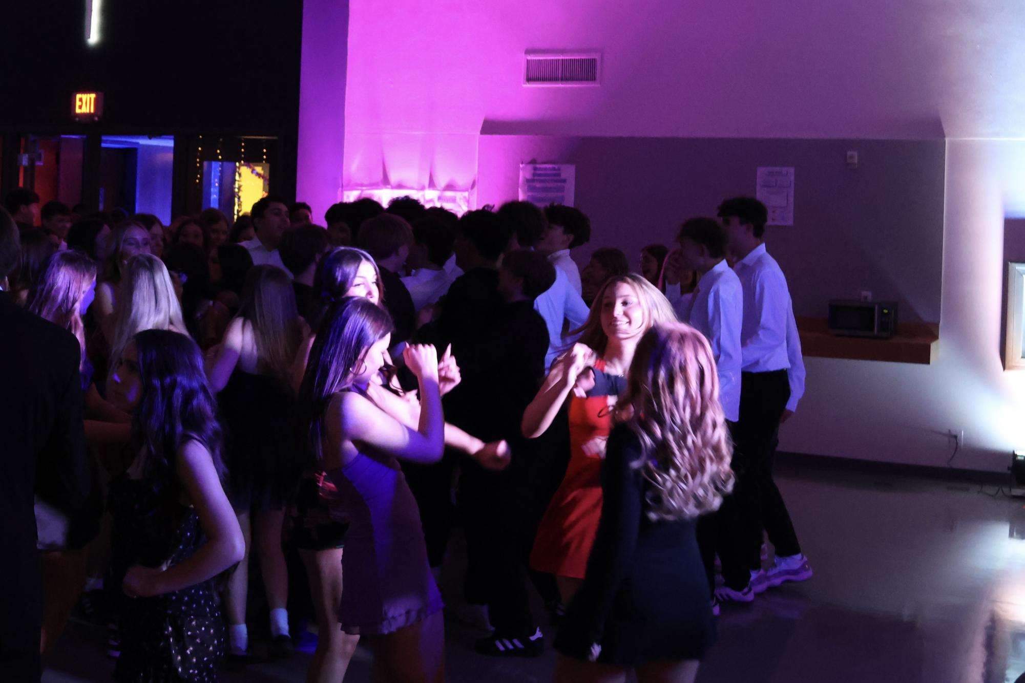 La Salle Students Hit the Dance Floor for Winter Formal