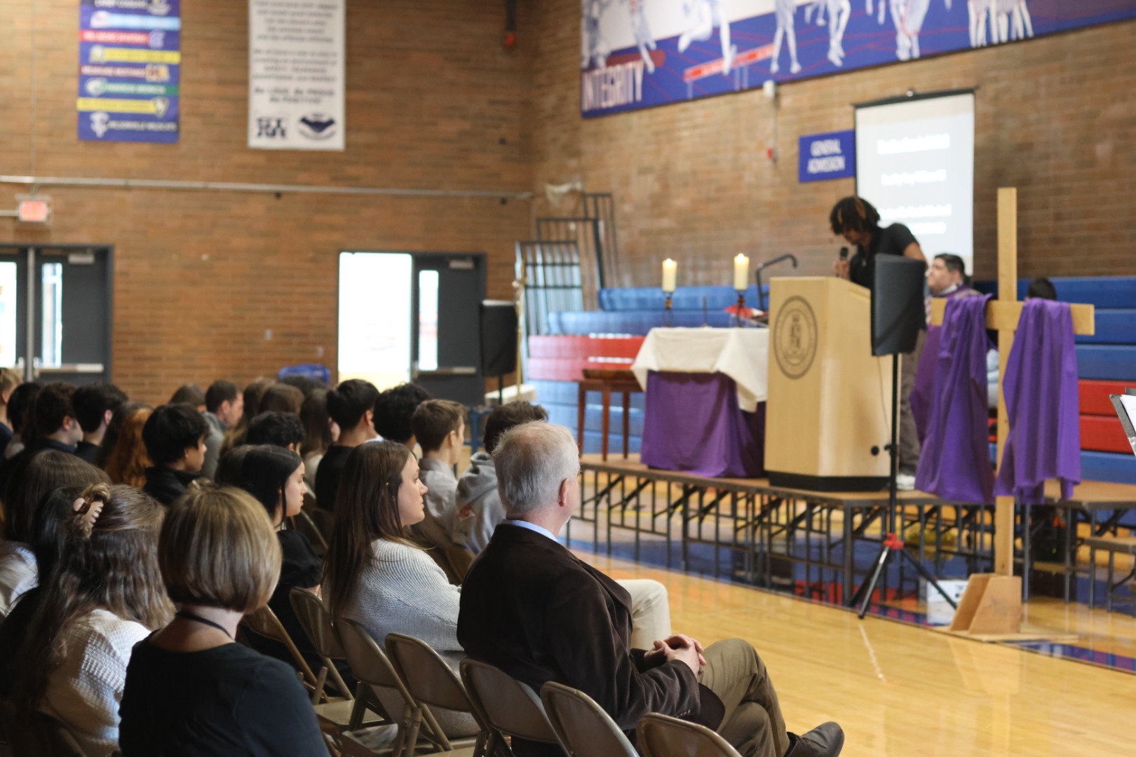 Emphasizing Love, La Salle Ash Wednesday Mass Commences Lenten Season