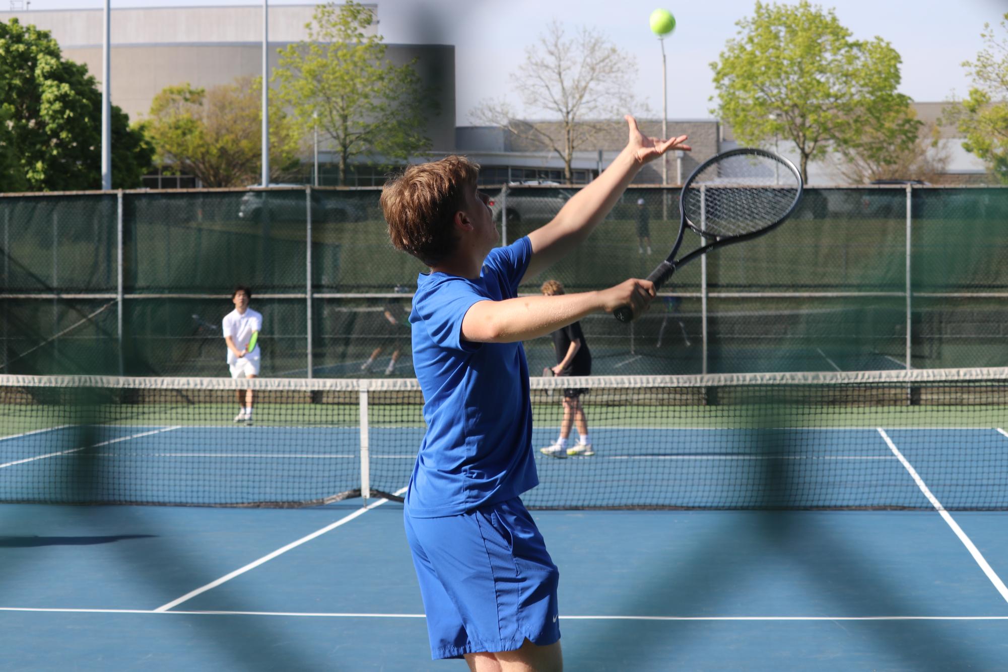 Boys Tennis Battles Against Lakeridge, Ultimately Losing After a Tie-Breaker