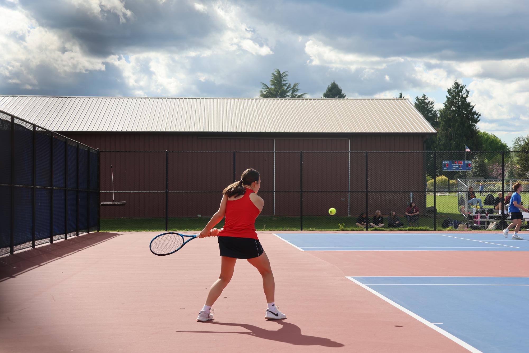 Girls Tennis Dominates Milwaukie 8–0 at Home