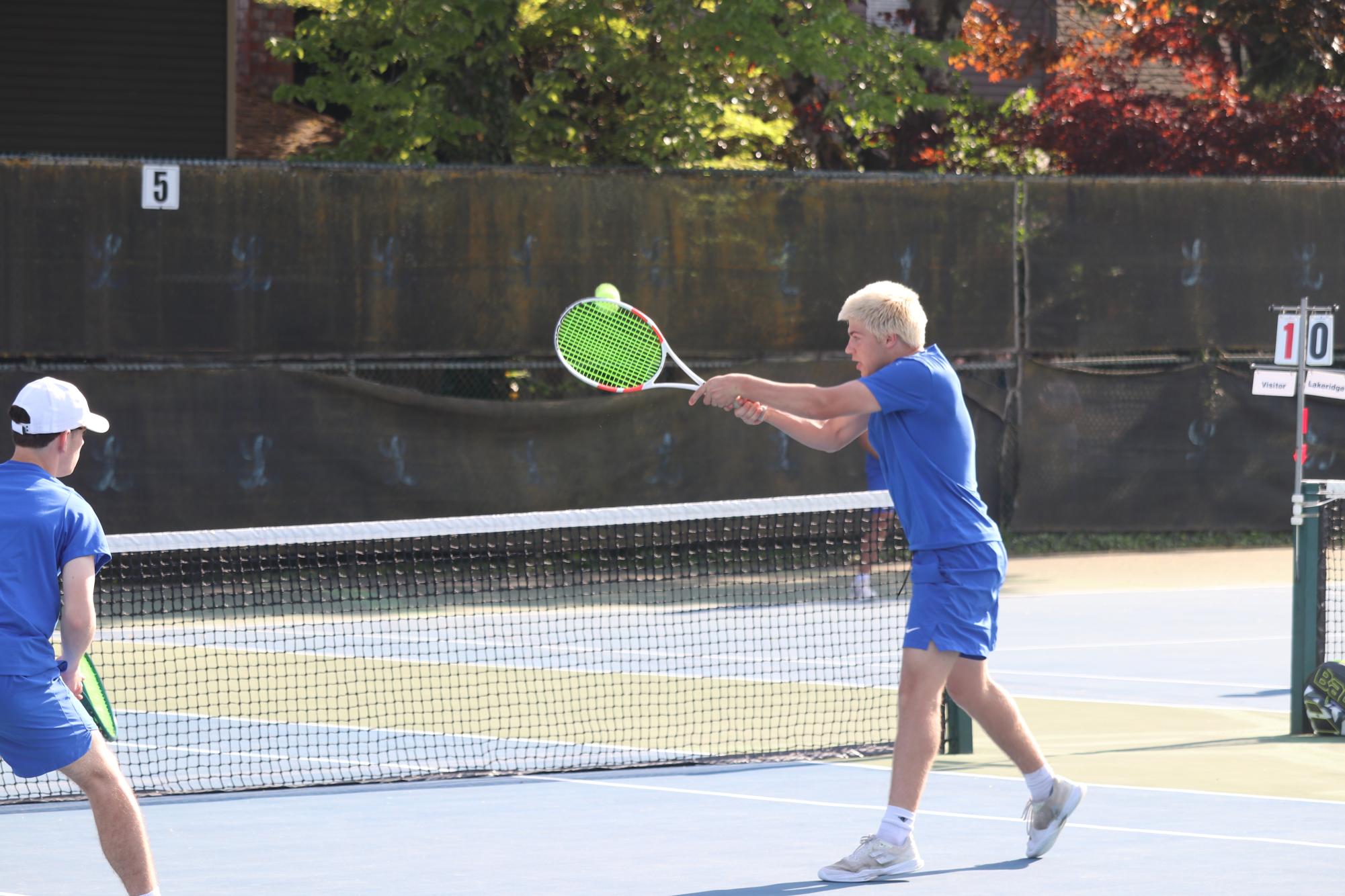 Boys Tennis Battles Against Lakeridge, Ultimately Losing After a Tie-Breaker