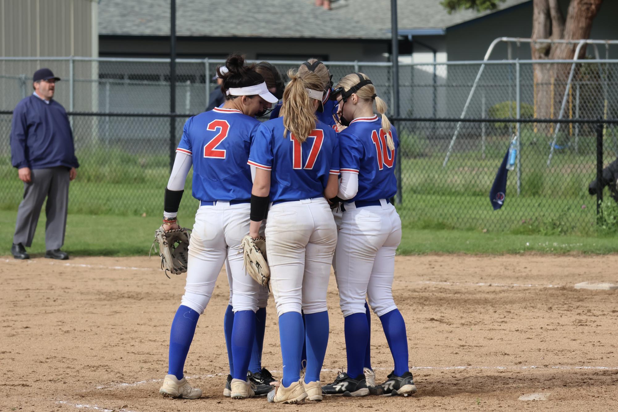 Photo Story: Falcons Softball Takes Down Wilsonville, 15–9