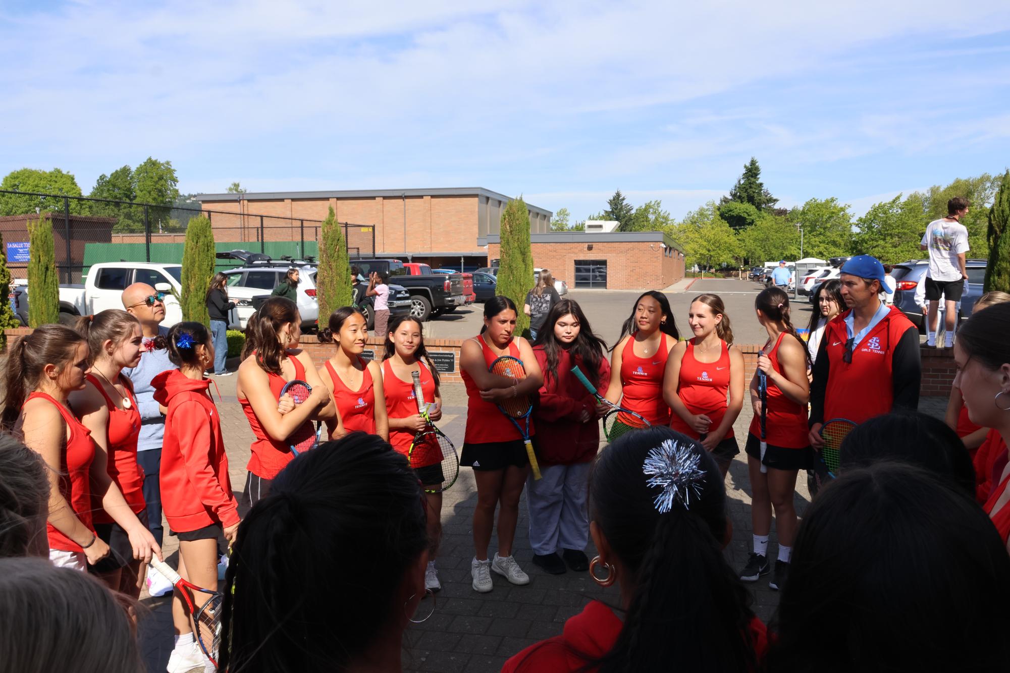 La Salle’s Girl Tennis Team Defeats Parkrose on Their Senior Night