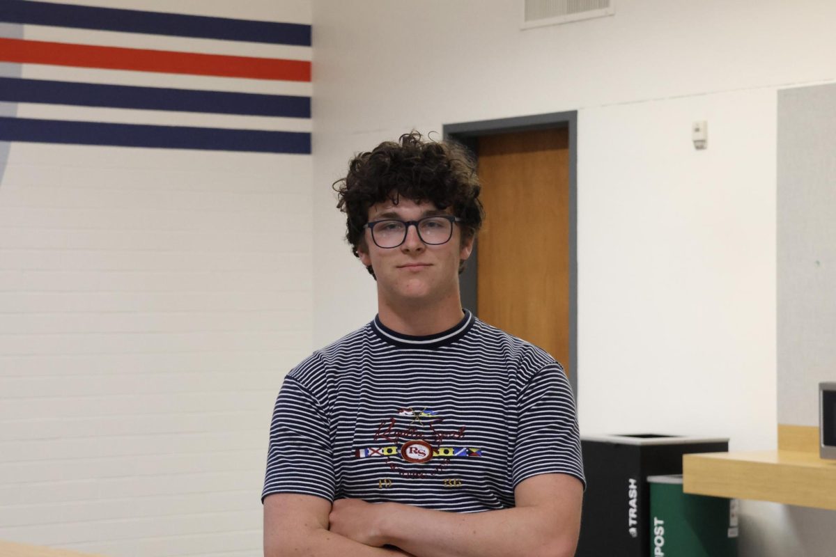 Schutte tends to enjoy water activities in general. Besides rowing, he likes fishing, swimming, and cliff-diving.