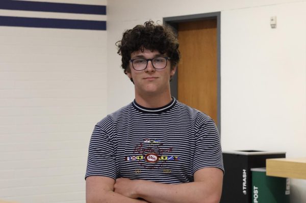 Schutte tends to enjoy water activities in general. Besides rowing, he likes fishing, swimming, and cliff-diving.