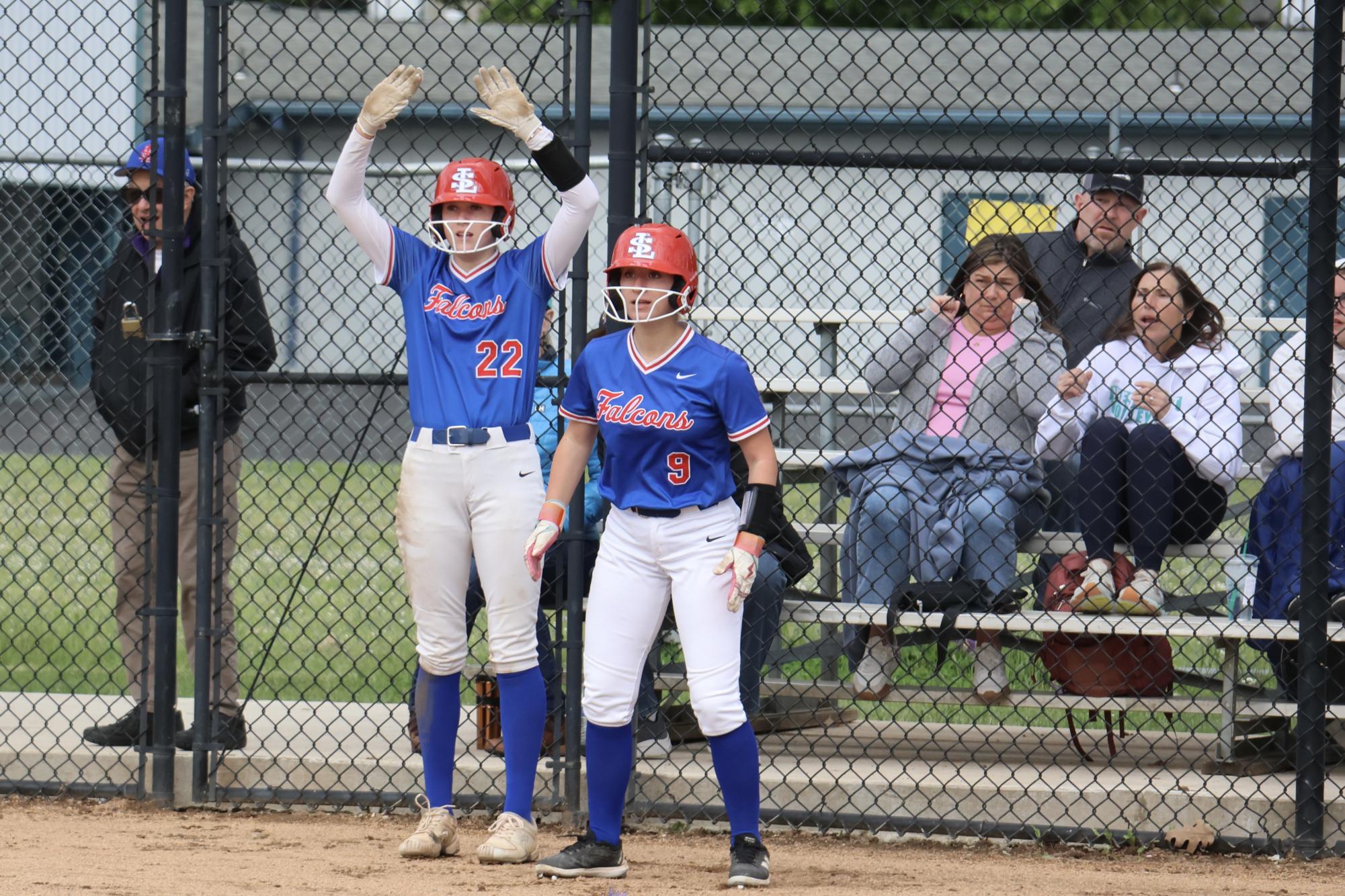 Photo Story: Falcons Softball Takes Down Wilsonville, 15–9