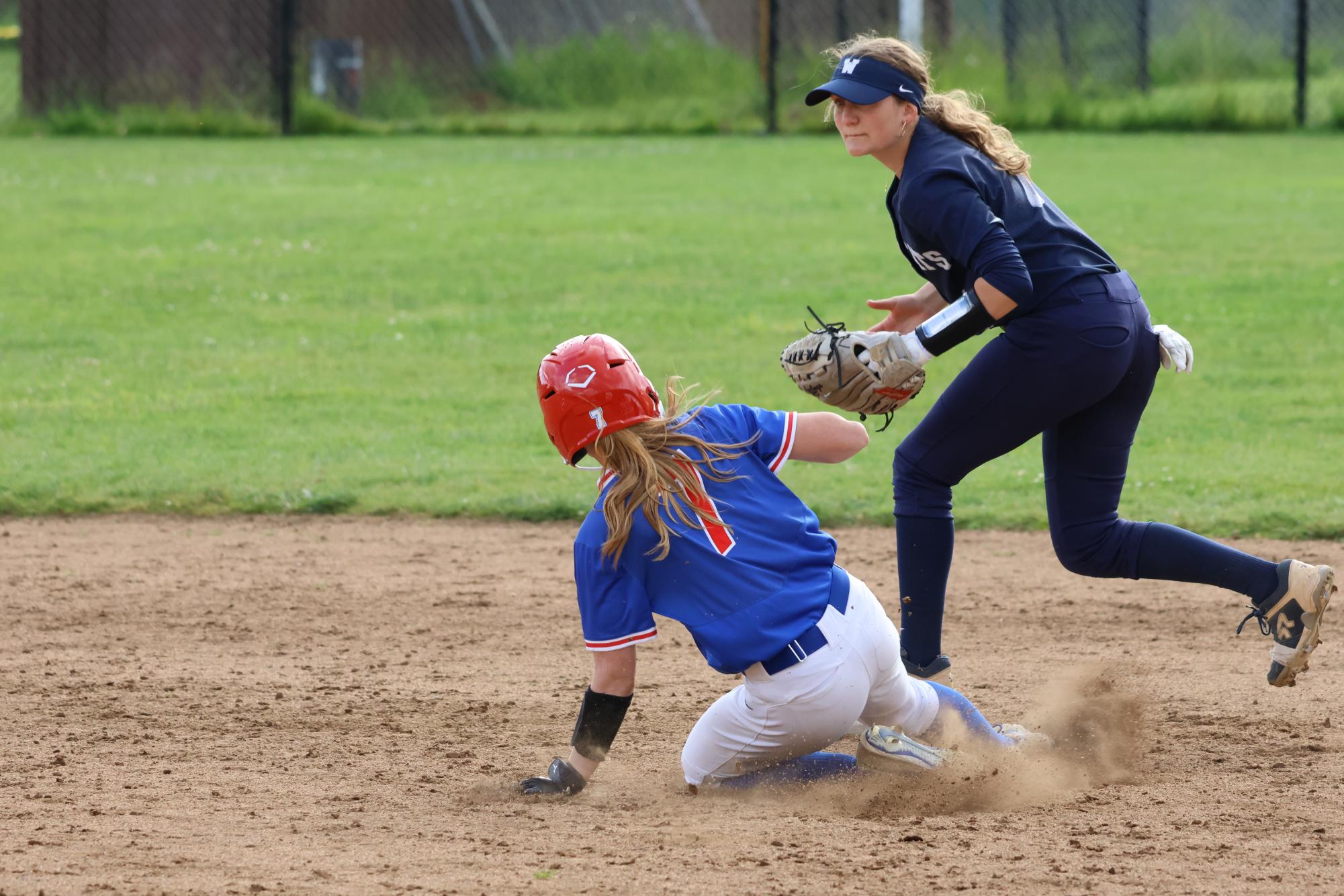 Photo Story: Falcons Softball Takes Down Wilsonville, 15–9