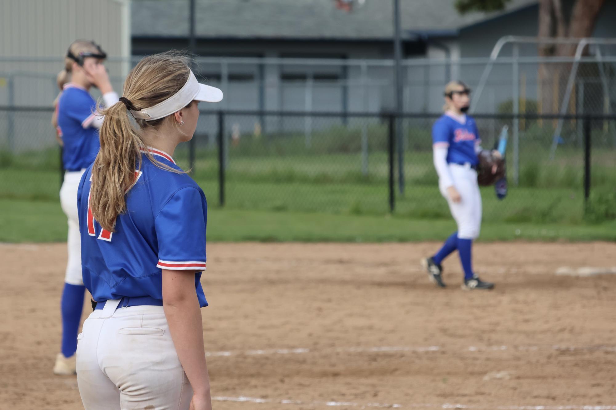 Photo Story: Falcons Softball Takes Down Wilsonville, 15–9