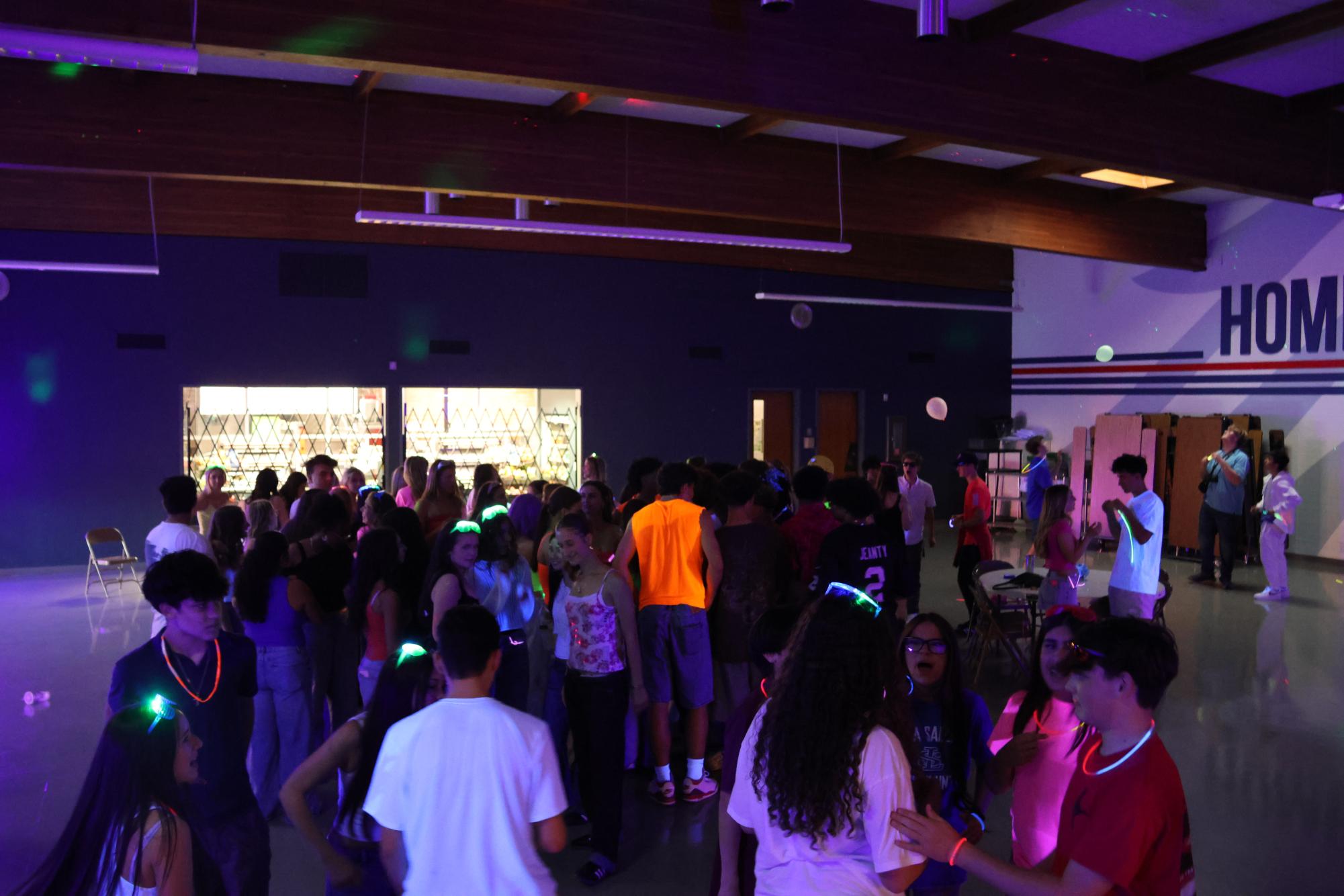 La Salle’s Neon Glow Dance Lights Up the Cafeteria
