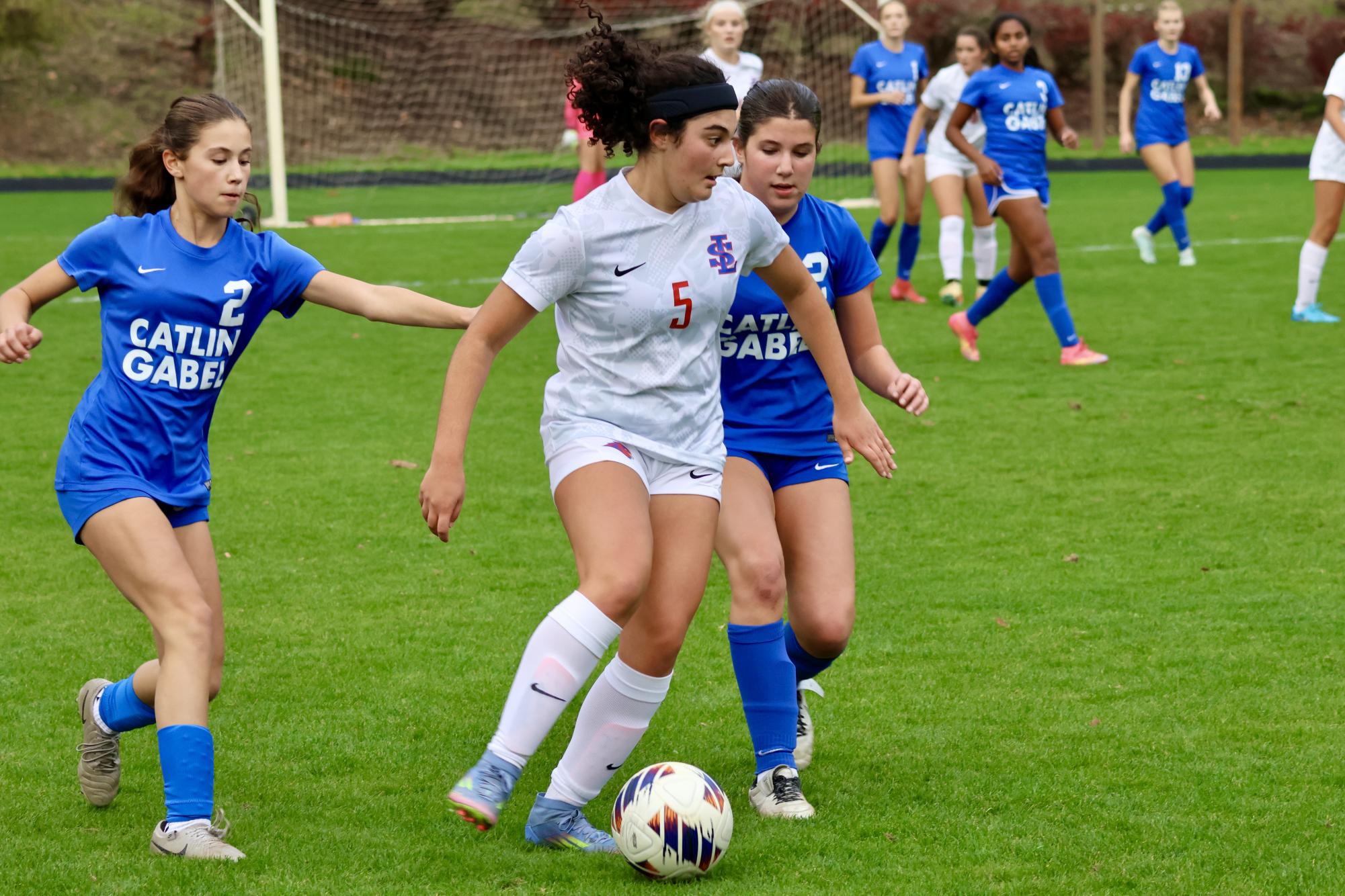 Photo Story: La Salle Varsity Girls Soccer Loses 1-0 at Catlin Gabel