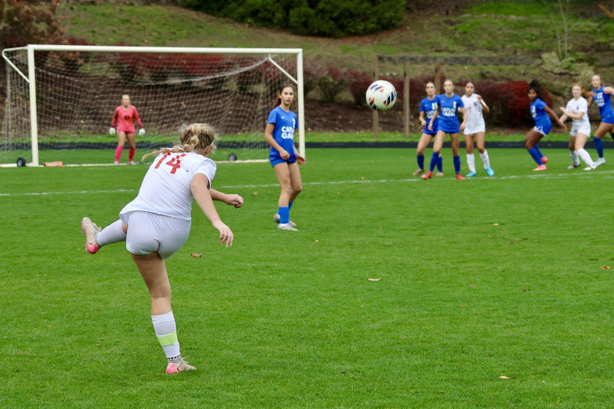Photo Story: La Salle Varsity Girls Soccer Loses 1-0 at Catlin Gabel