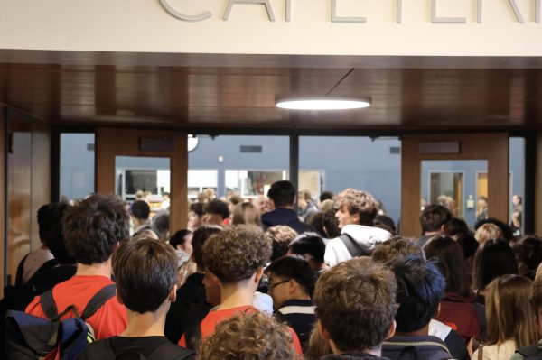 A bottleneck of students form in the entrance to the cafeteria on Monday, Oct. 13.