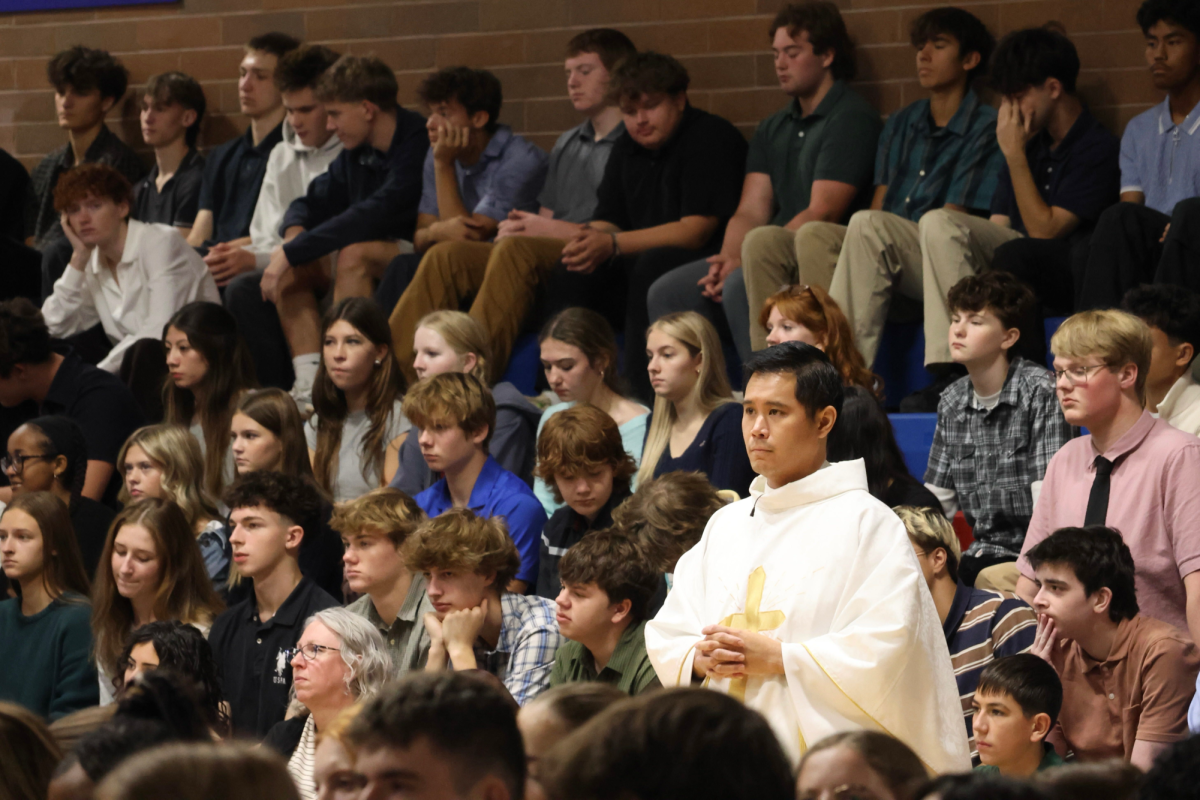 La Salle’s Homecoming Mass took place on Tuesday, Oct. 7, featuring Father James M. Antonio, SJ, from St. Ignatius.