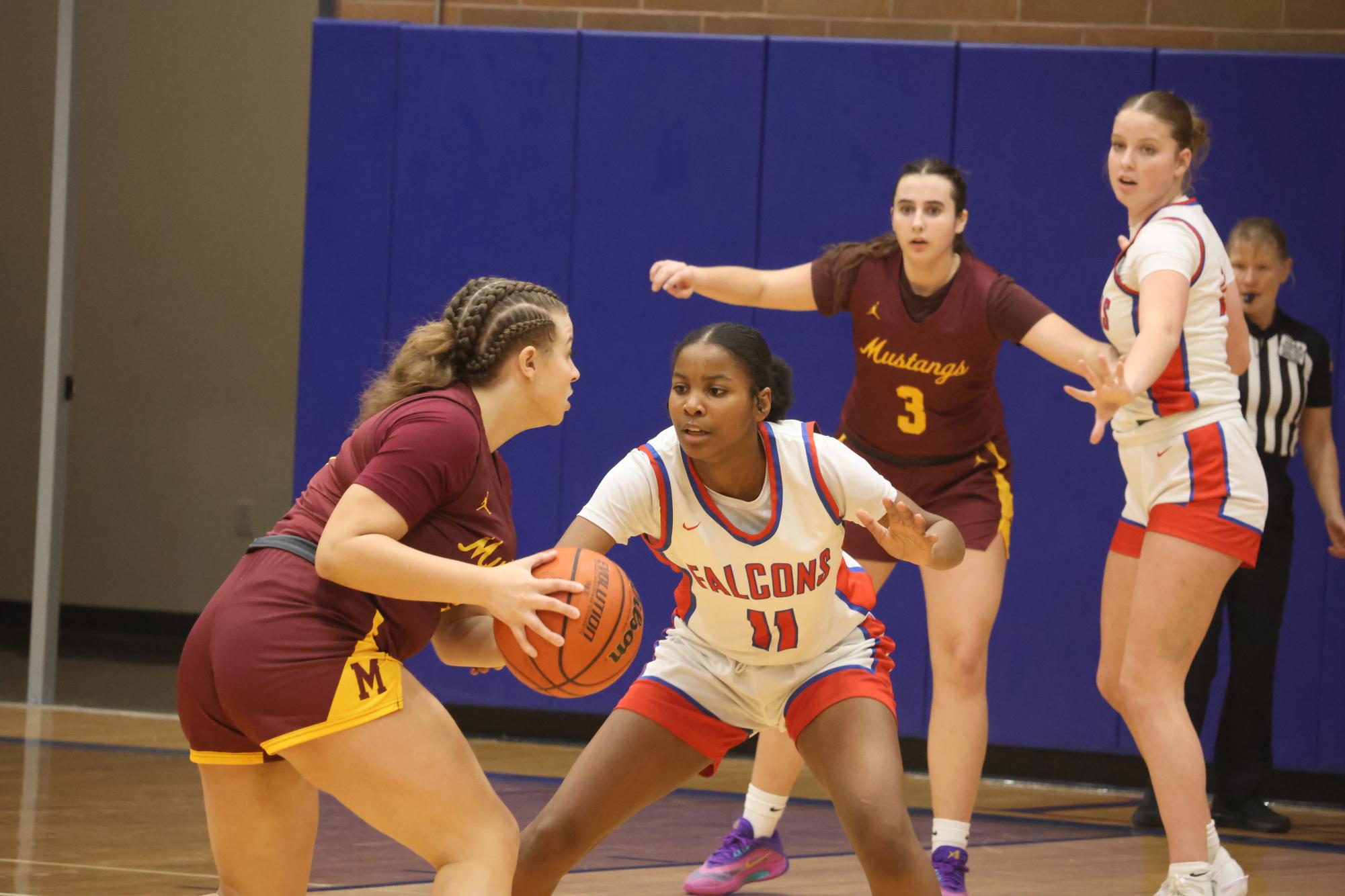 Photo Story: La Salle Girls Basketball Demolishes Milwaukie 72–13