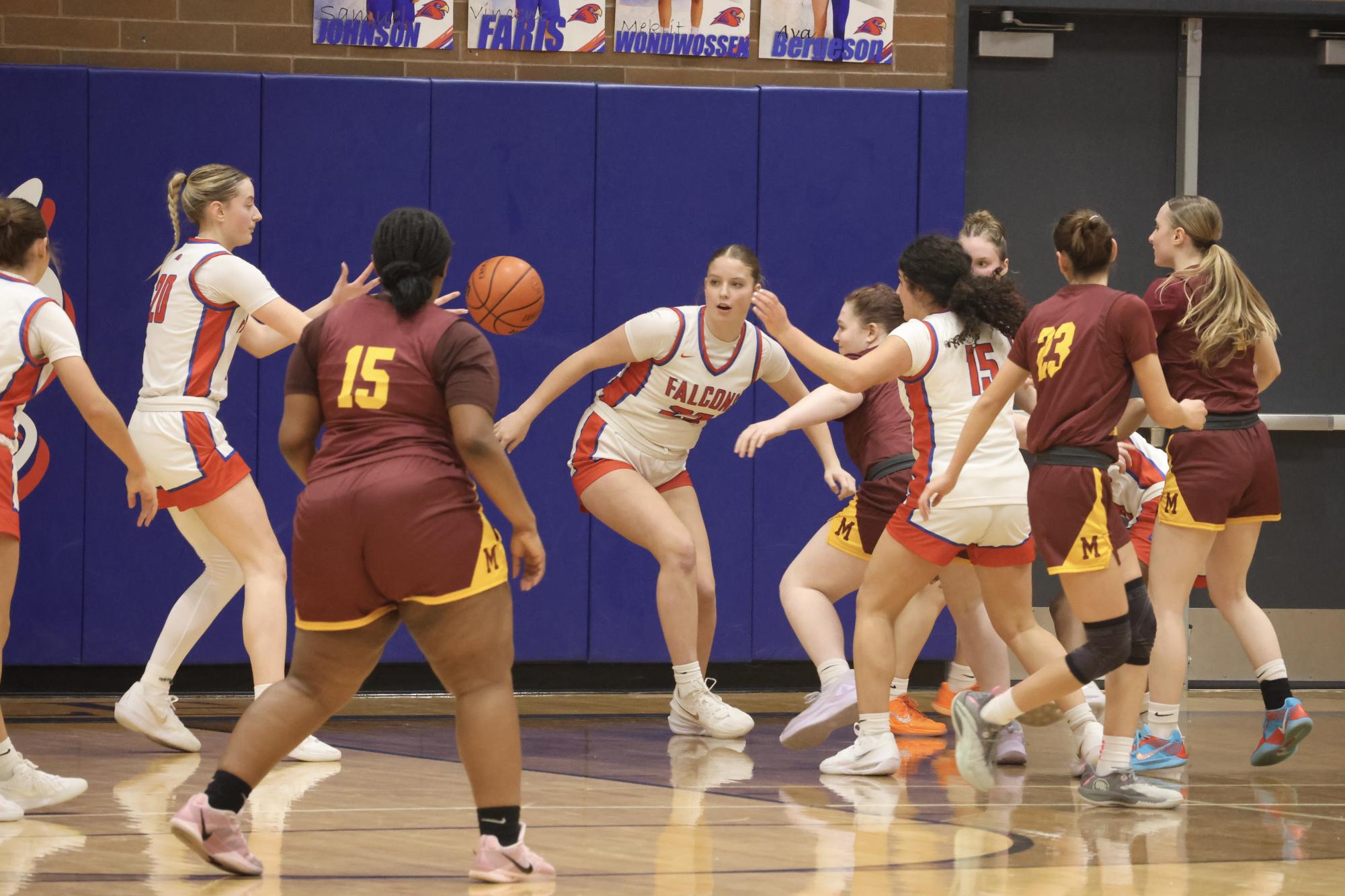 Photo Story: La Salle Girls Basketball Demolishes Milwaukie 72–13