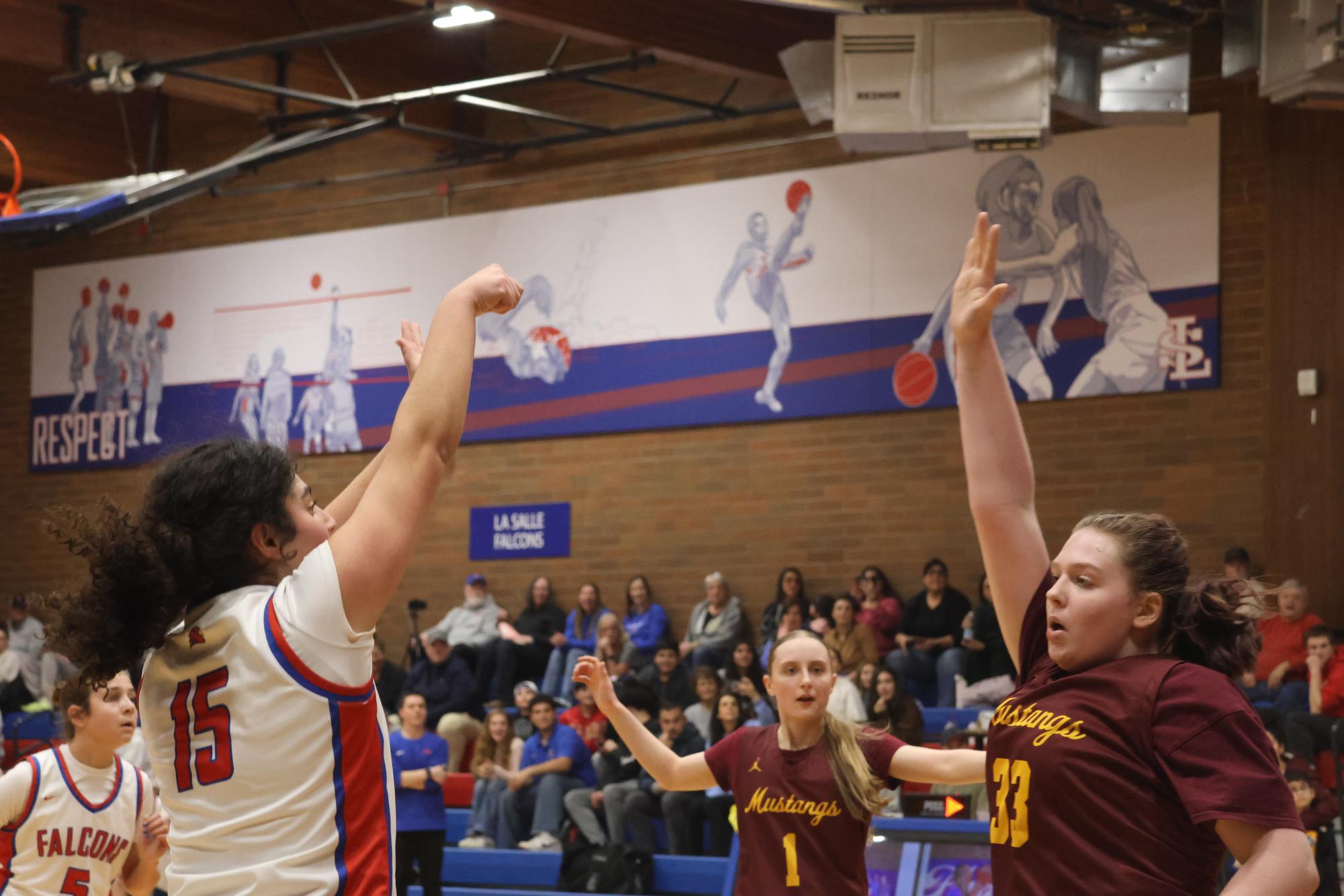Photo Story: La Salle Girls Basketball Demolishes Milwaukie 72–13