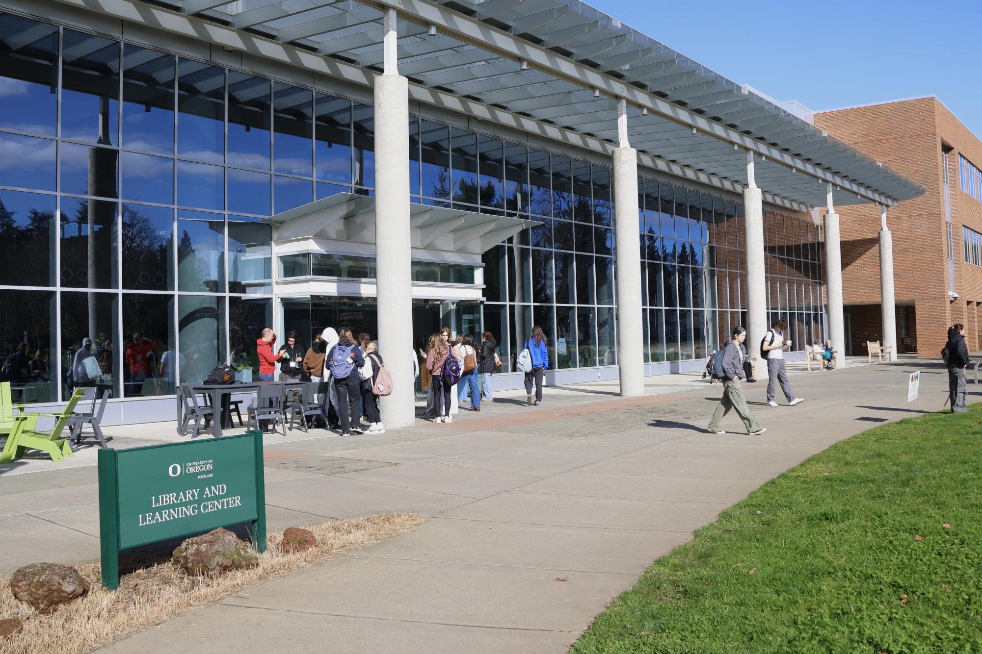 Falconer and Accipiter Students Venture to Annual Spring Media Day