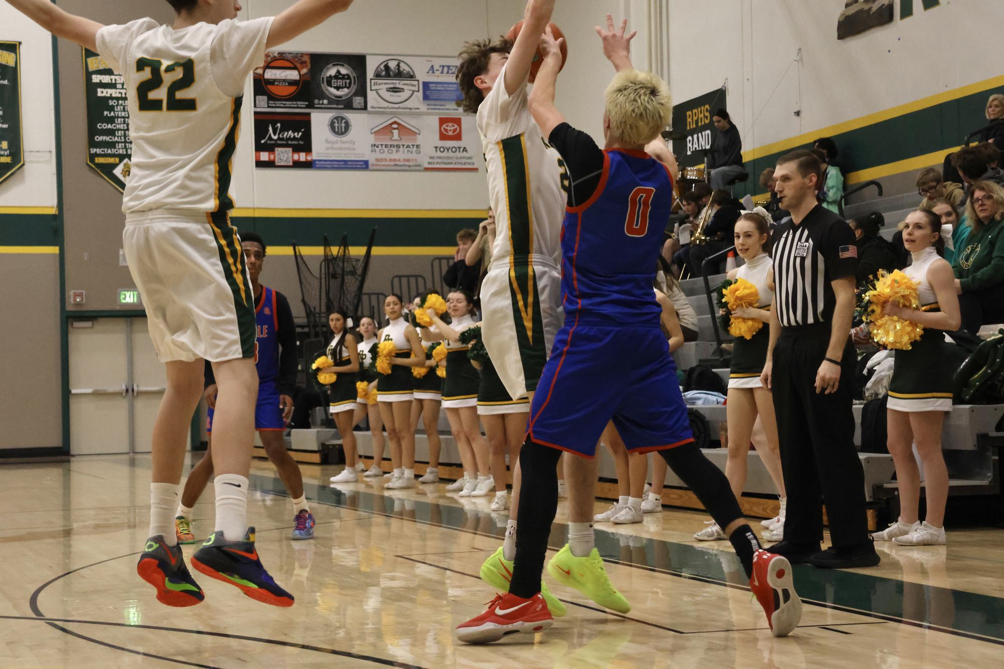 Photo Story: La Salle Boys Basketball Bests Rex Putnam 68-53 on the Road