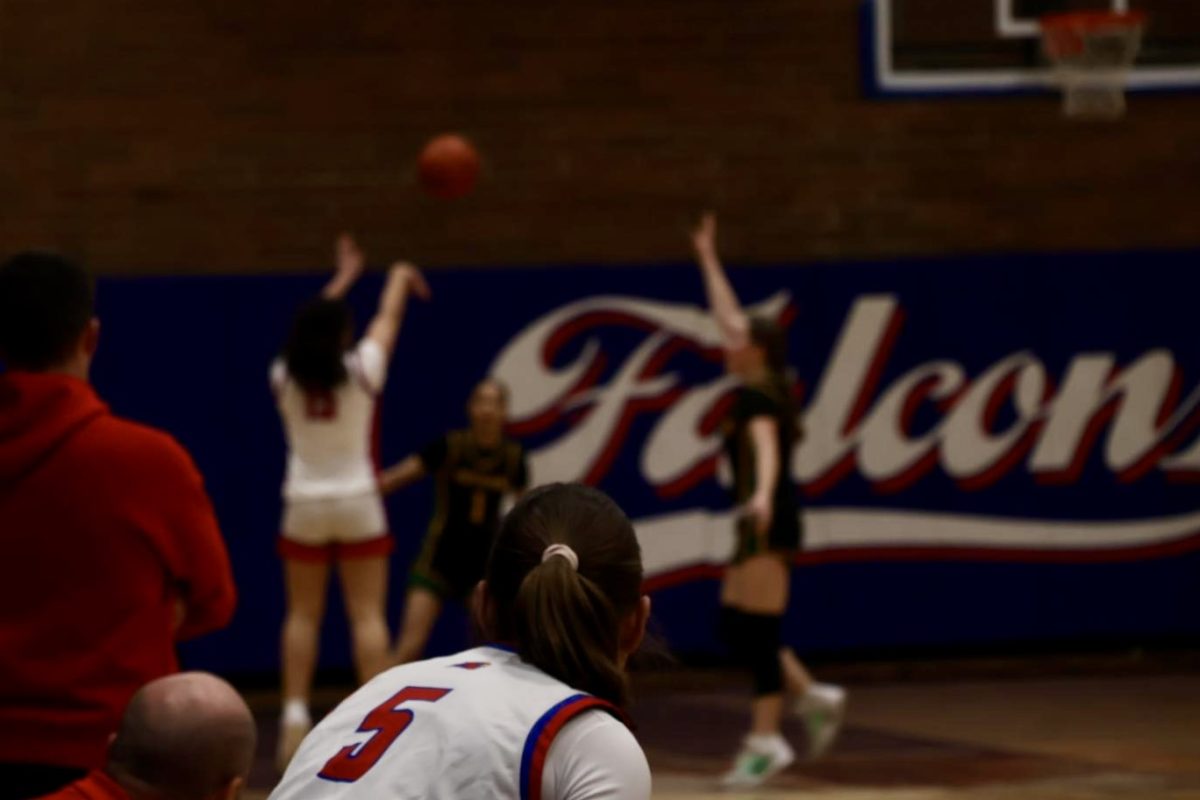 This win brought the Falcons to No. 10 in OSAA’s 5A varsity girls basketball rankings, with their overall record improving to 16-5.