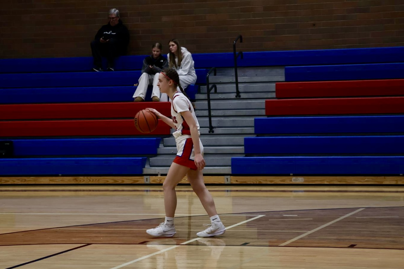 Photo Story: Girls Basketball Rolls Past Rex Putnam in 52–34 Victory