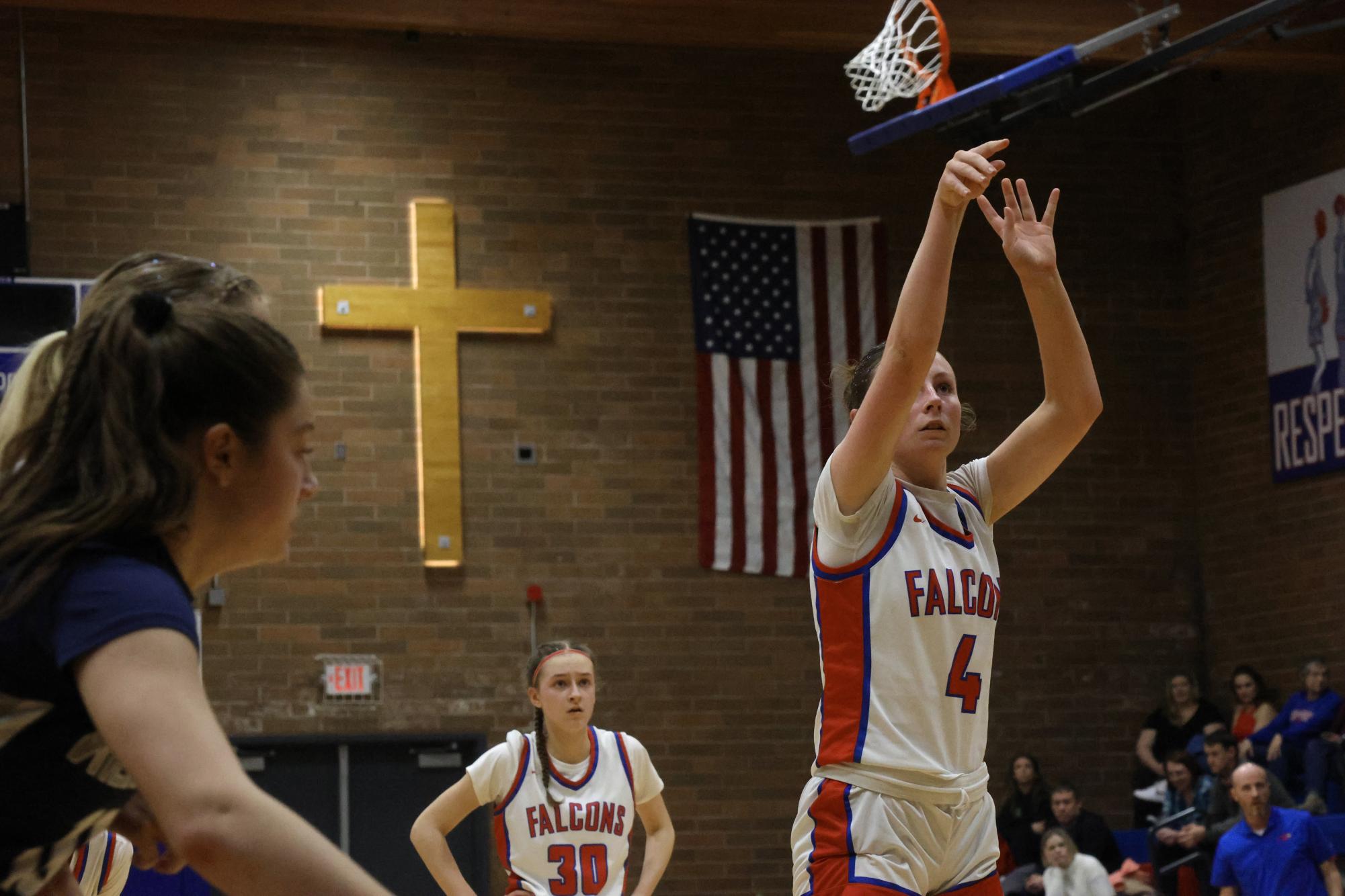 Girls Basketball Looks Ahead to Playoffs Following Senior Night Loss to Wilsonville