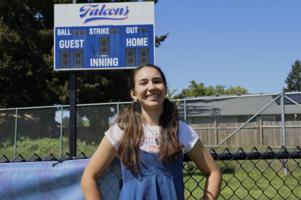 One thing that senior Eleanor Simpson deeply appreciates about playing softball at La Salle is the community. “It’s been really great having the same girls,” she said. “We all see each other every day. We’re all super connected now.”