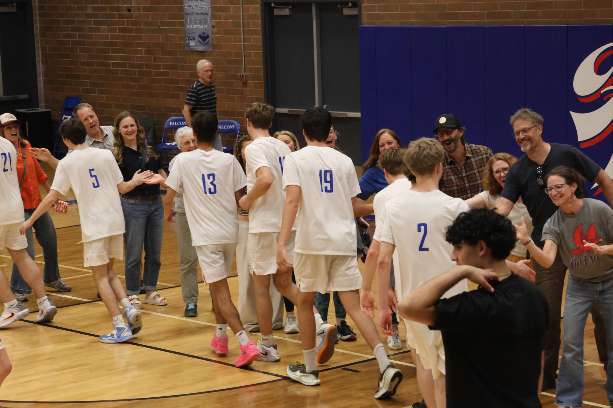 Photo Story: La Salle Varsity Boys Volleyball Dominates Barlow in 3-0 Victory