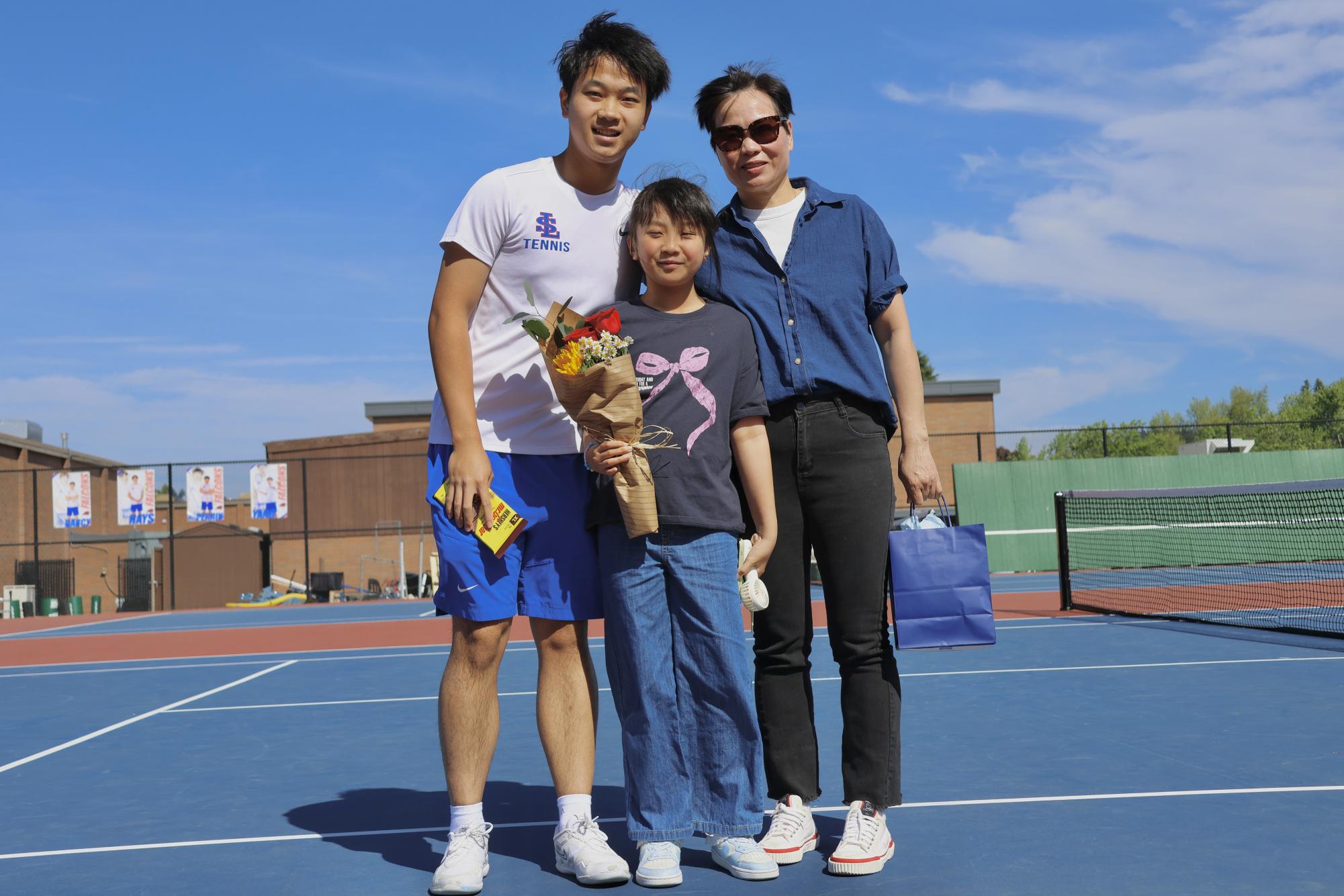 Photo Story: Varsity Boys Tennis Celebrates Senior Night Alongside Victory over Hillsboro High School