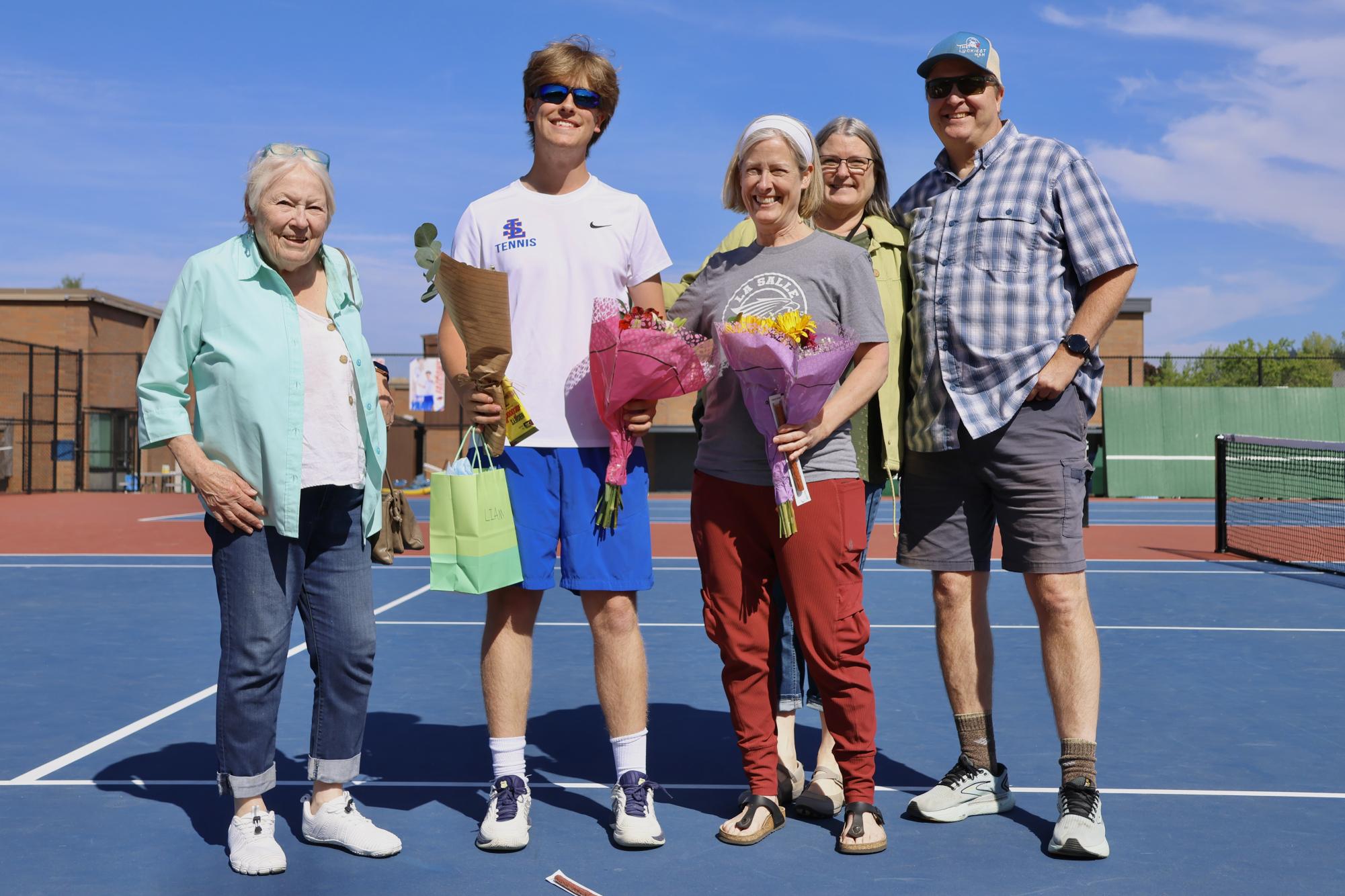 Photo Story: Varsity Boys Tennis Celebrates Senior Night Alongside Victory over Hillsboro High School