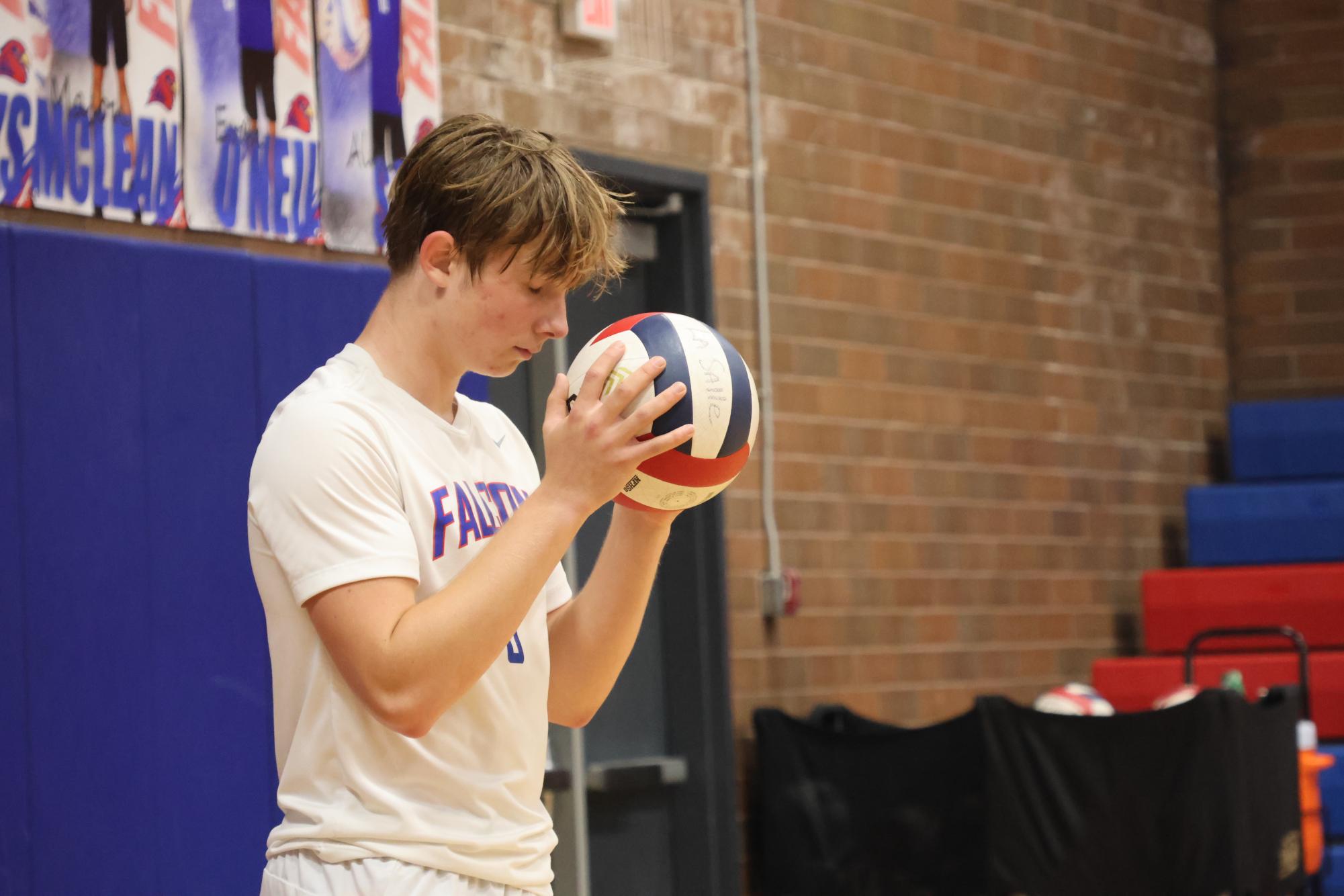 Photo Story: Boys Volleyball Flies Past Hood River Valley High School in Senior Night Victory